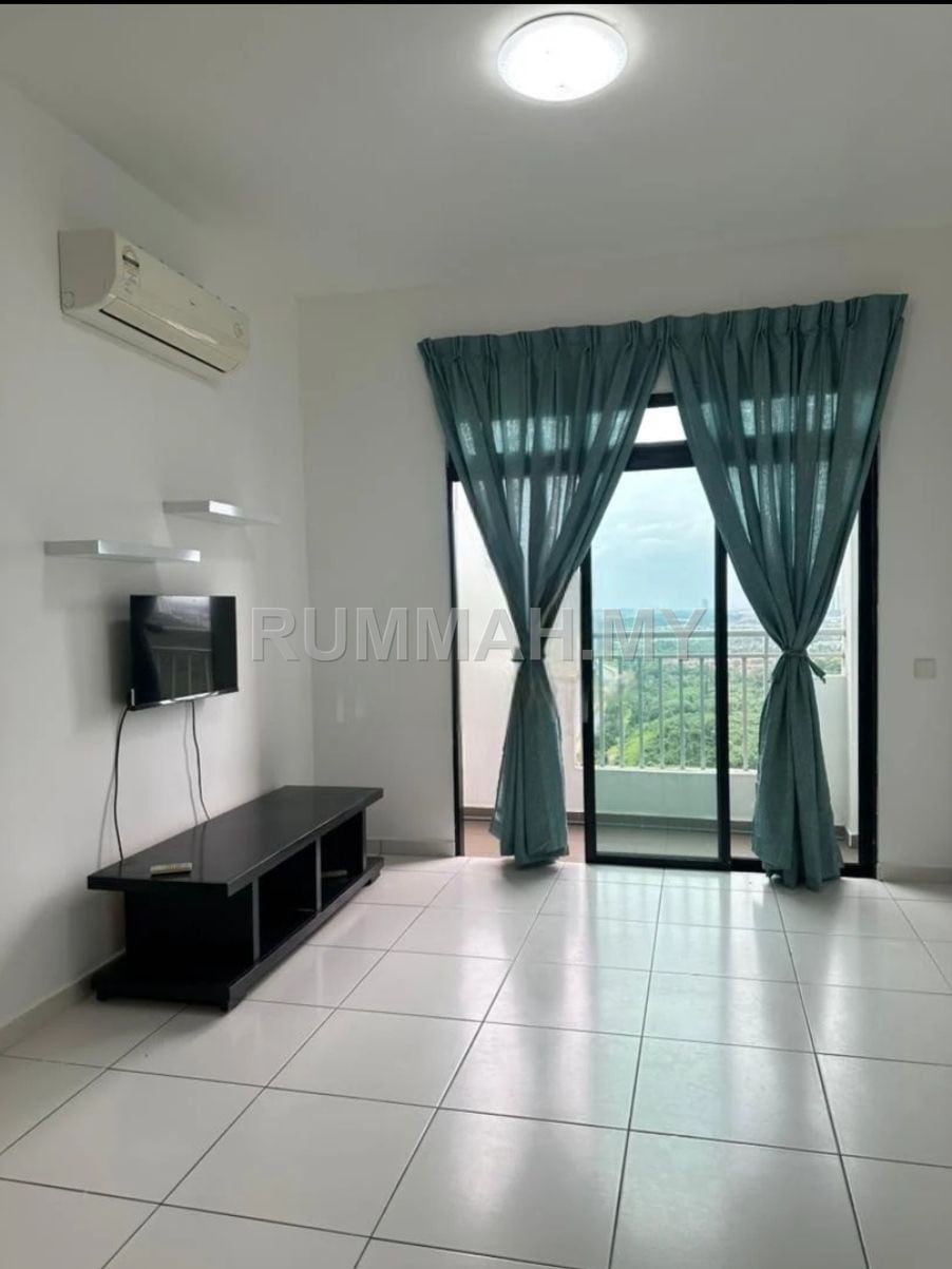 2-bedroom condo in Bukit Indah, Johor for sale - High Floor 2 Bedroom Service Residence 871 sqft, Sky View Bukit Indah