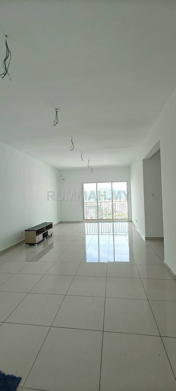 3-bedroom condo in Sungai Ara, Penang for sale - Fiera Vista, Sungai Ara | Original Unit | 1450sf | 2Carpark
