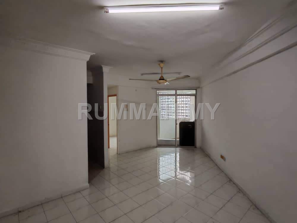 3-bedroom condo in Gelugor, Penang for sale - Taman Jade View Middle Floor Gelugor Bukit Gambiew USM 720sf