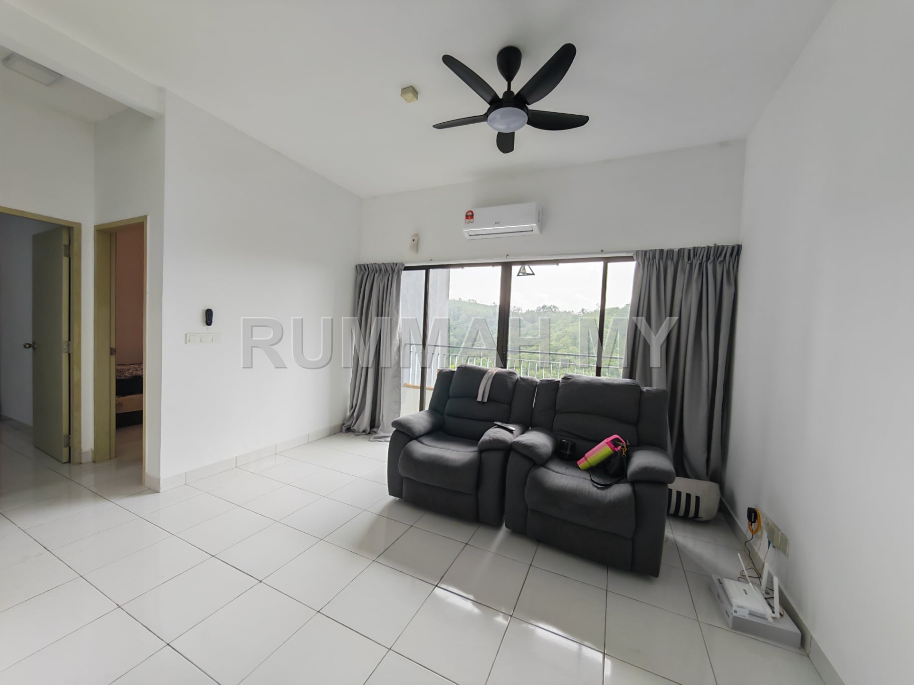 3-bedroom condo in Nilai, Negeri Sembilan for rent - [November 2026 Intake] Partially furnished 2+1 bedrooms unit at Residensi Lili, Nilai