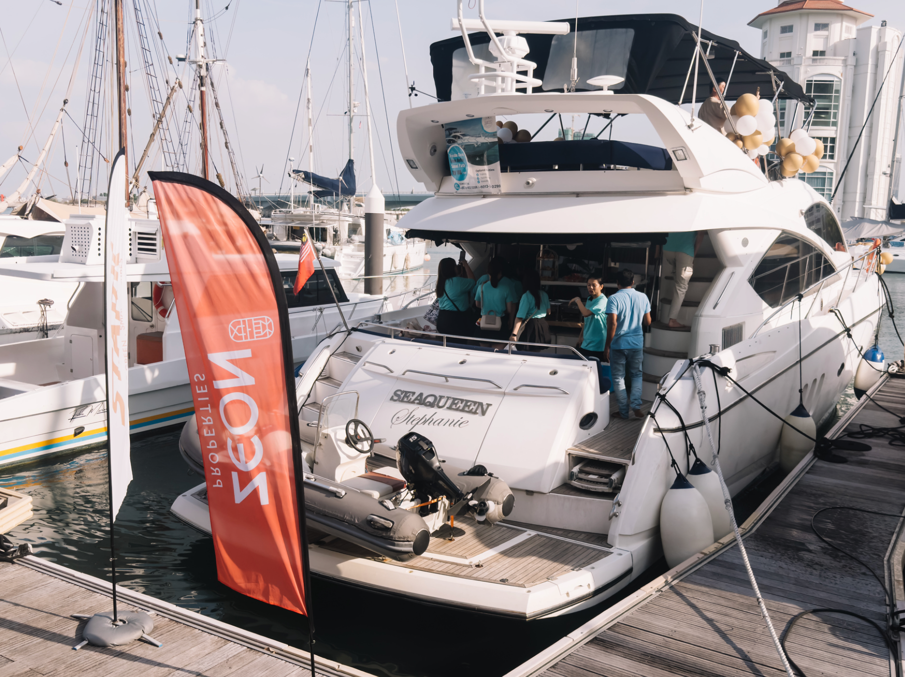 Valentine’s Yacht X-Perience with STARK