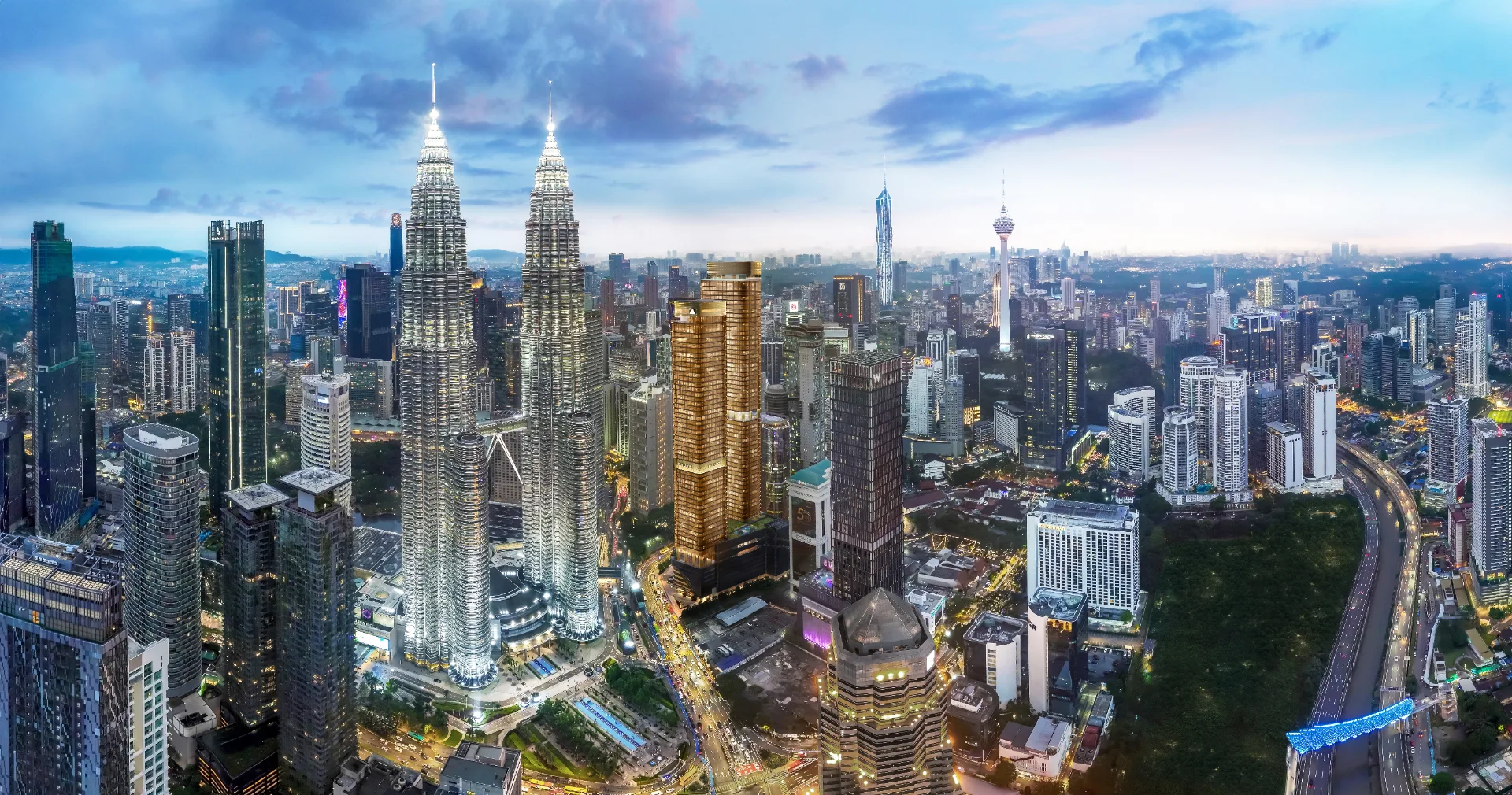 CLOUTHAUS KLCC RESIDENCES